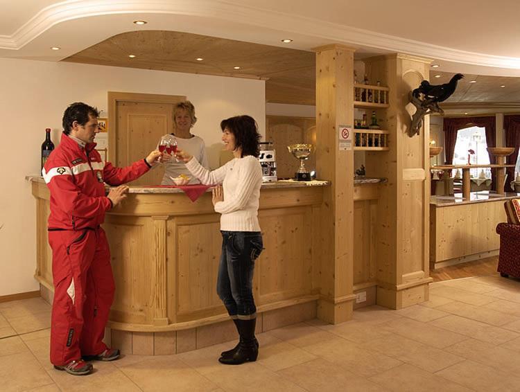 Residence BellavistaSanta Cristina Val Gardena エクステリア 写真