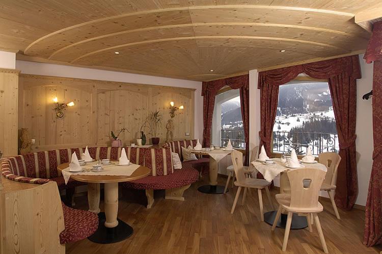 Residence BellavistaSanta Cristina Val Gardena エクステリア 写真